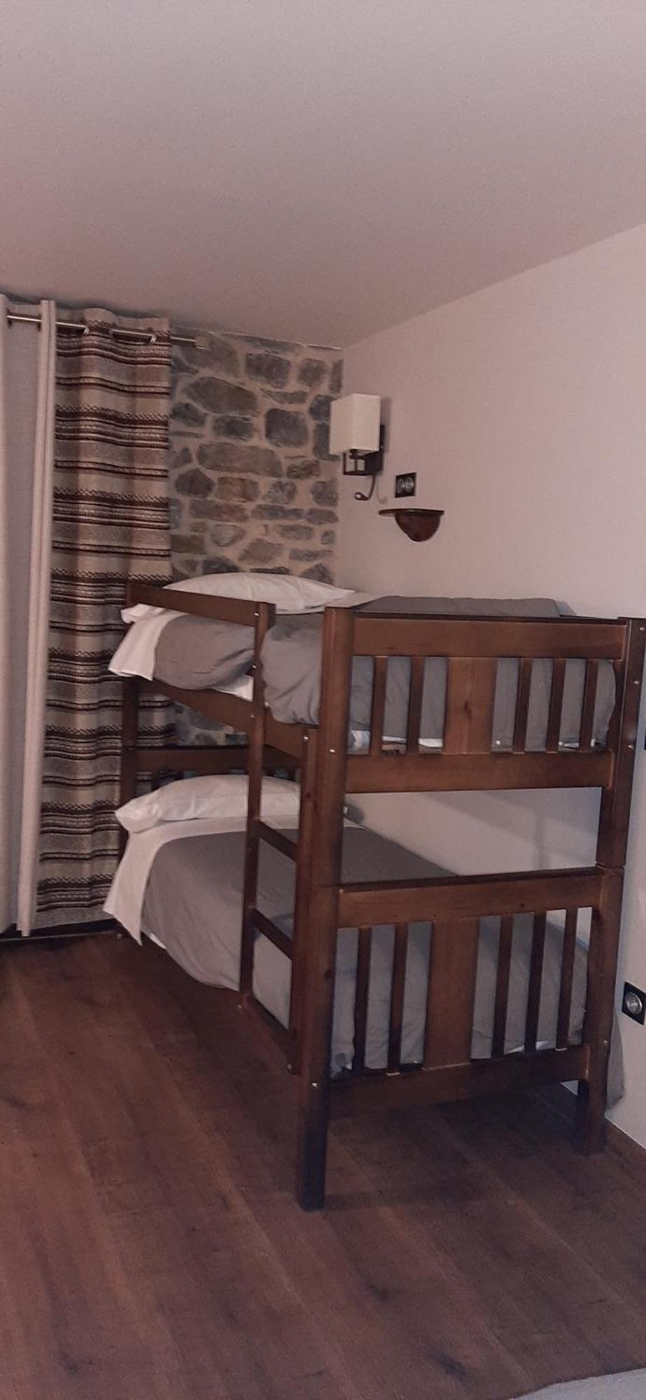 Hostel-Albergue Monte Perdido ตอร์ลา ห้อง รูปภาพ