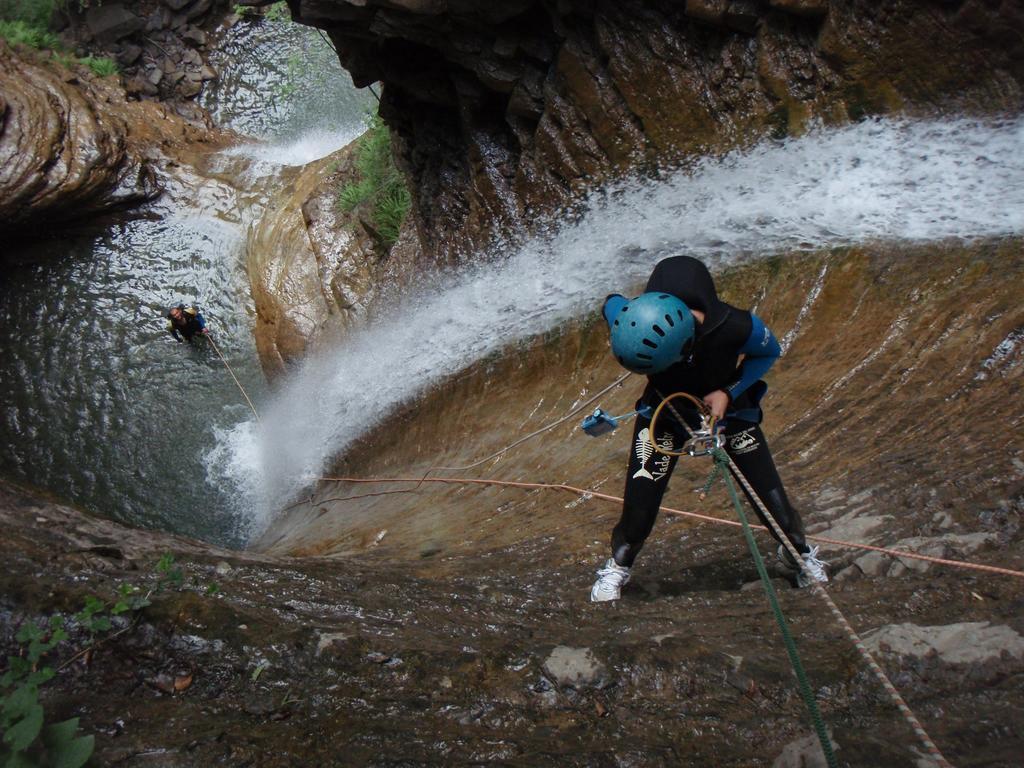 Hostel-Albergue Monte Perdido ตอร์ลา ภายนอก รูปภาพ