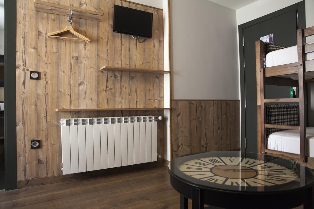 Hostel-Albergue Monte Perdido ตอร์ลา ภายนอก รูปภาพ