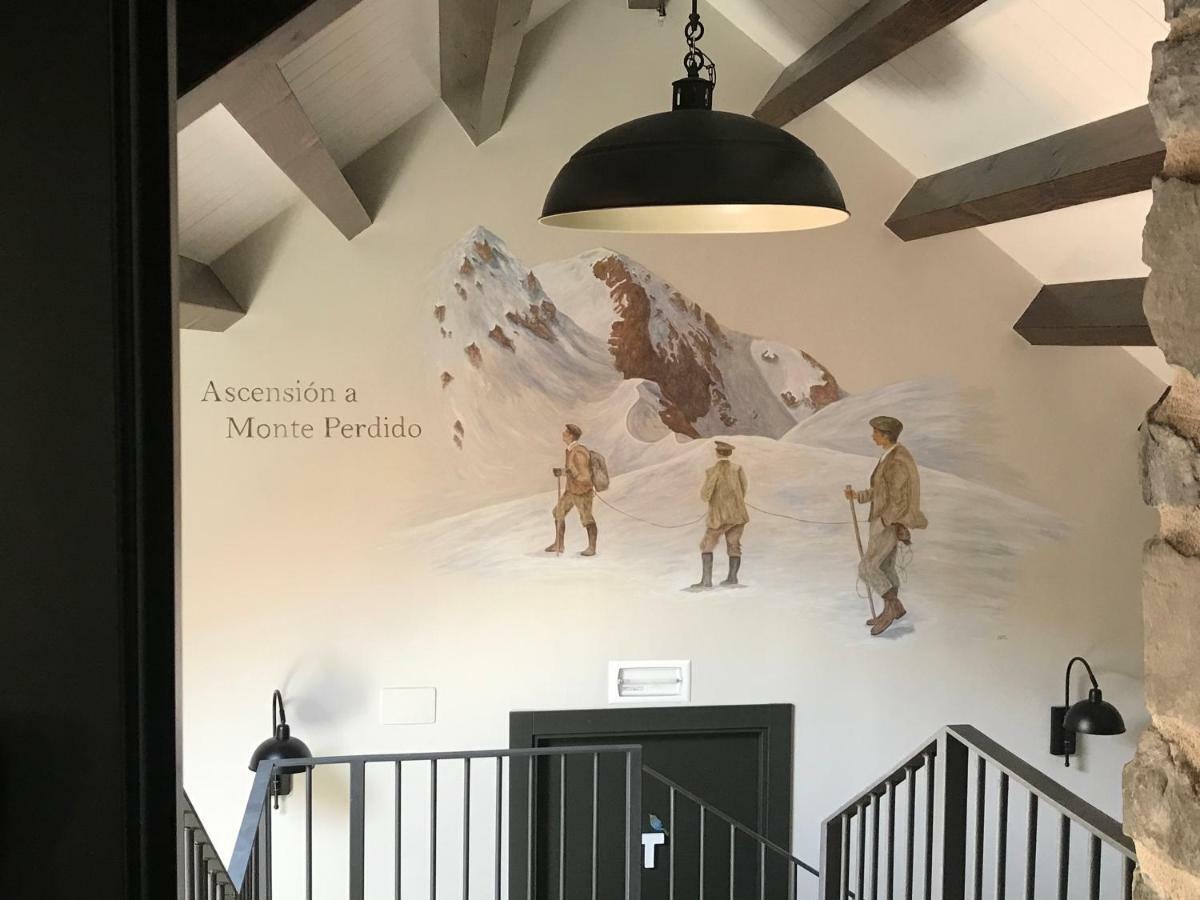 Hostel-Albergue Monte Perdido ตอร์ลา ภายนอก รูปภาพ